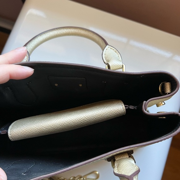 DKNY Bianca Medium Gold Satchel with Structured Shape and Textured Leather - Picture 4 of 8